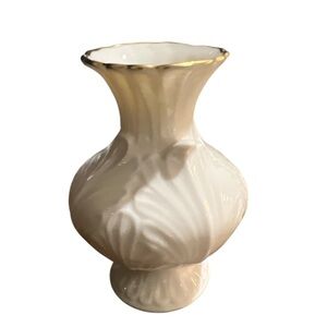 Lenox Cream Vase with Gold Accent